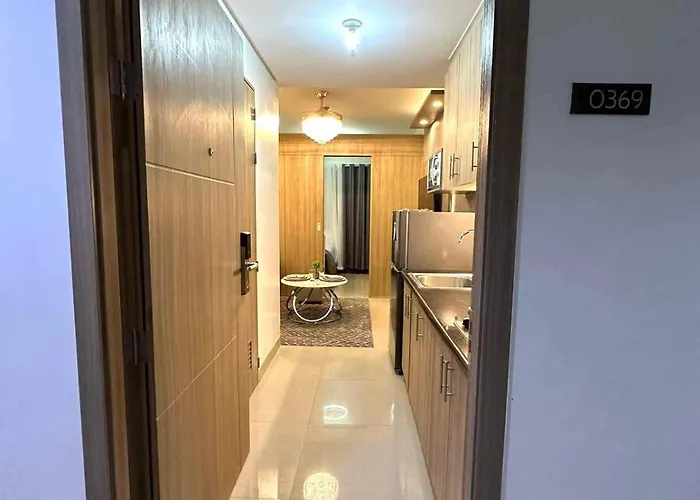 Shore 2 Residences, 1br Balcony - Pool View *